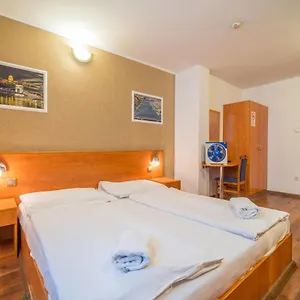 *** Hotel Easy Star Hungría