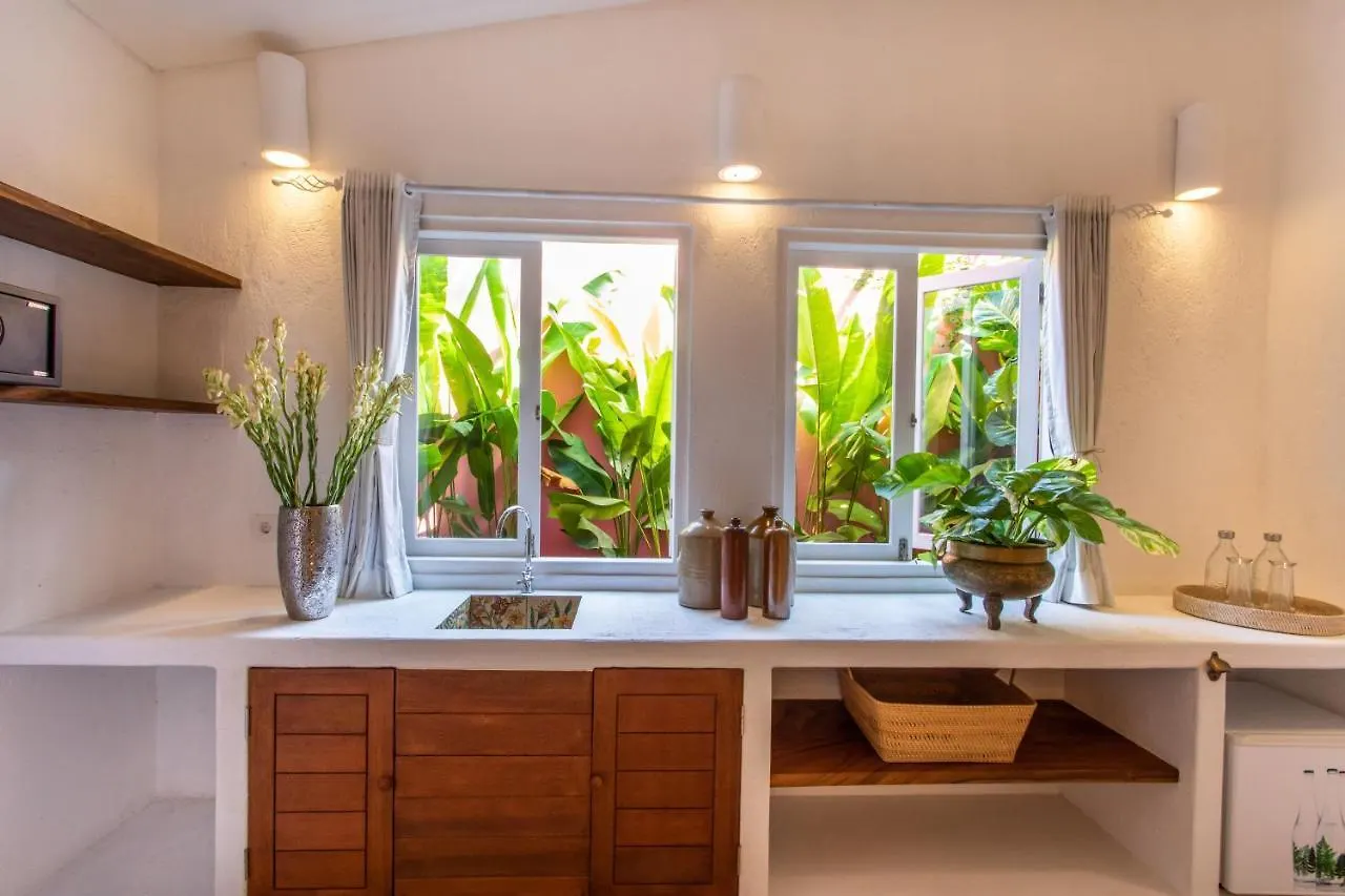 Bed and Breakfast Pinkprivate Sanur - For Cool Adults Only 0*, Санур